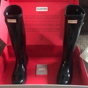 Black Hunter Boots